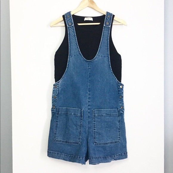 Tibi Pants - TIBI cargo overall shorts